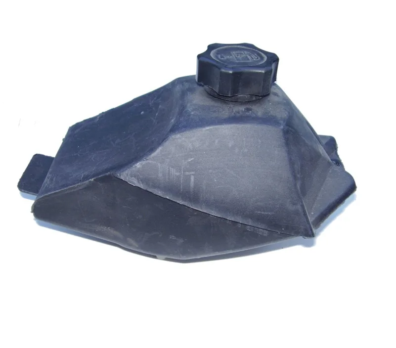 Nádrž pro miniquad