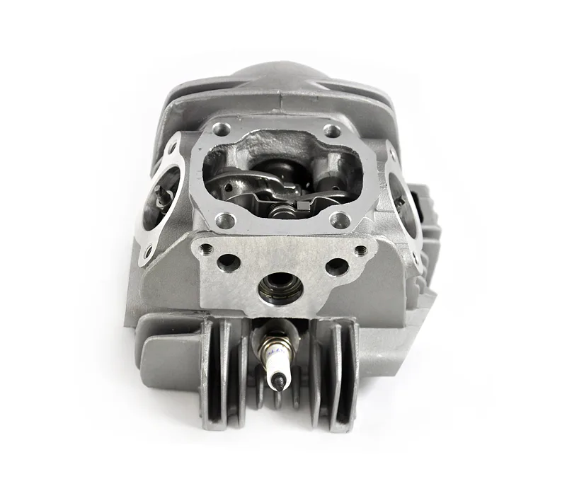 Kompletní hlava pro motor YX140