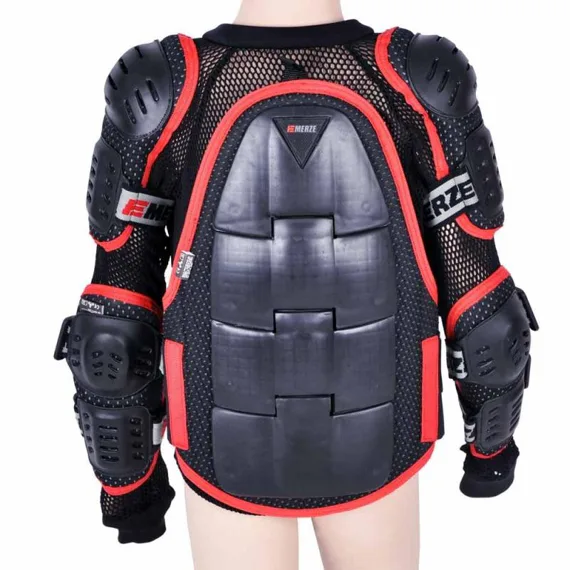 Ochranná vesta, krunýř Emerze (4 roky)