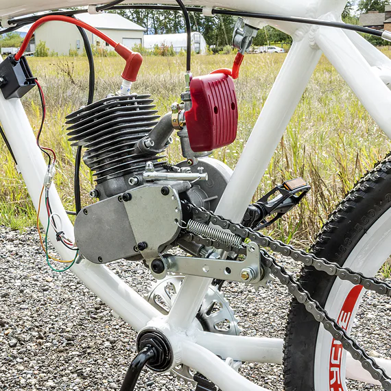 Napínač reťaze na motobicykel (montovaný na motor)