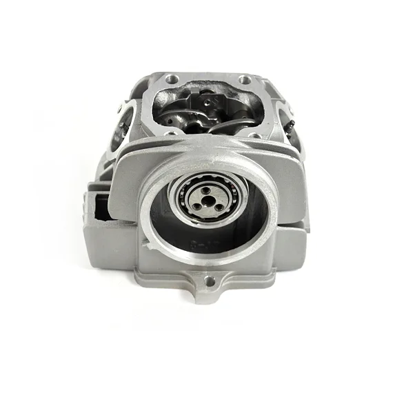 Kompletní hlava pro motor YX140